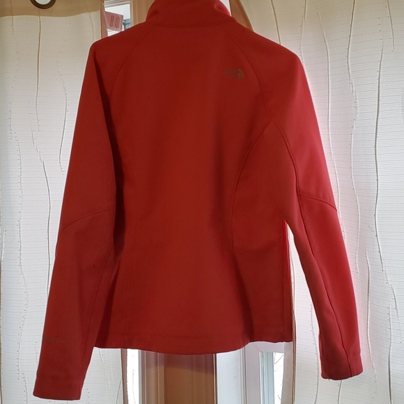 North Face shell jacket! - Picture 3 of 5